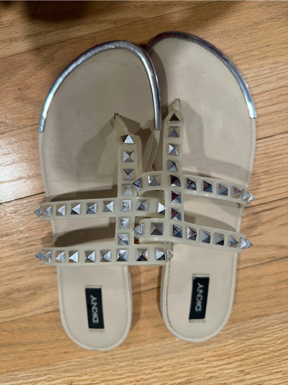 DKNY Ivory Slide Sandals with Silver Pyramid Studs